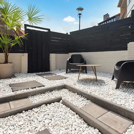 アパート Flamingo ザントフォールト